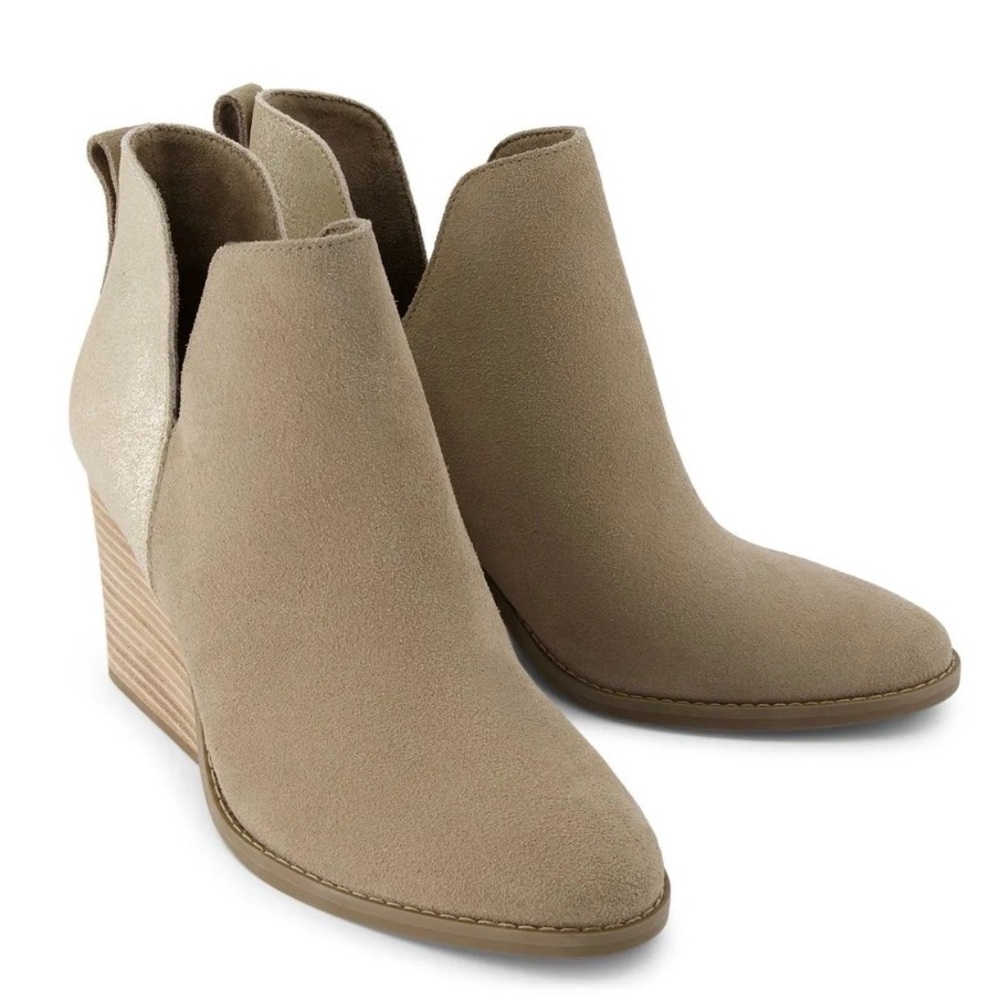 💛 NWT 💛 Toms NWT Eliza Wedge Booties- Size 9.5